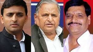 परिवार, सरकार और ‘बाहरी’