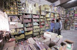 arvind kejriwal, kapil mishra, chinese crackers, ban on chinese crackers, government of delhi