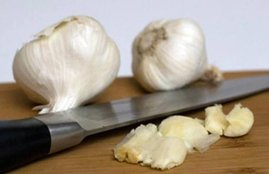 garlic, health benefits, health, benefits of garlic, blood pressure, skin problems, garlic paste, garlic juice, health tips, health news