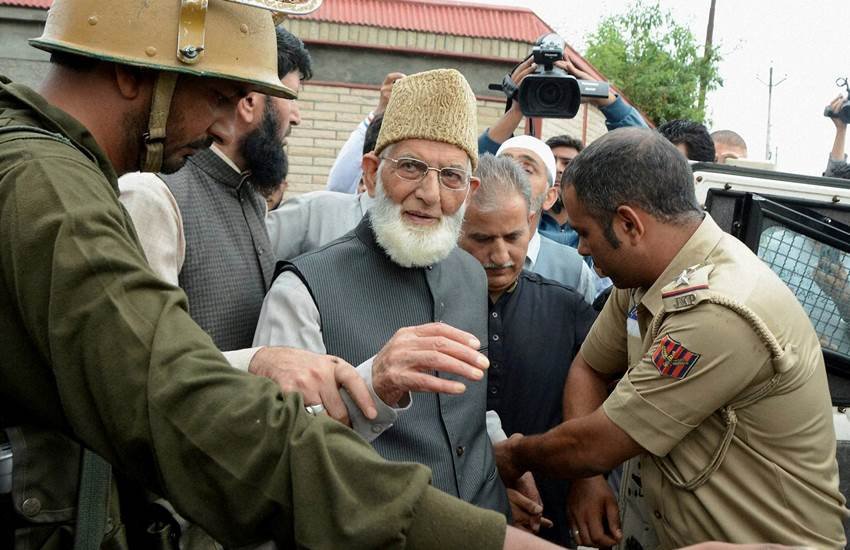Syed Ali Shah Geelani, Syed Ali Shah Geelani Son Naseem Geelani, Naseem Geelani, Kashmir Separatist, NIA, hawala, hawala money, Delhi, Jammu kashmir, jammu kashmir news, Terror funding, Hindi news, Jansatta