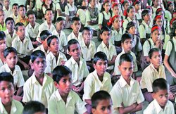 यहां है टीचरों की बंपर भर्ती, जल्द करें अप्लाई, ये है आवेदन करने का तरीका