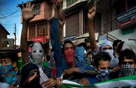 प्रधानमंत्री, नरेन्द्र मोदी, पाकिस्तान, नवाज शरीफ, उरी हमला, रिश्तों में खटास, पाकिस्तानी मीडिया, दुनिया न्यूज, मोइद पीरजादा, पाकिस्तानी राजनयिक, मलीहा लोदी,