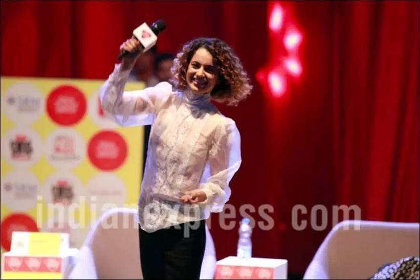 Kangana Ranaut, Kangana abs, Kangana pics, Kangana recent pic, Kangana abs pics, Kangana sexy pics, Kangana pics, Kangana Hrithik spat, Kangana Hrithik news, Kangana Ranaut news, Hrithik Roshan, Kangana, entertainment photos