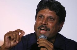 अंग्रेजी ना जानने के कारण कप्तान बनाए जाने पर उठाए जाते थे सवाल- कपिल देव