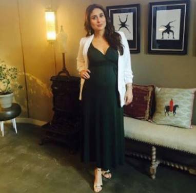 हाल ही में करीना लैक्मे फैशन वीक में सब्यसाची के लिए रैंप पर उतरी थीं।