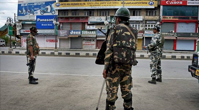 दक्षिण कश्मीर के कोईमोह में कर्फ्यू, लोगों के एकत्र होने पर प्रतिबंध लागू