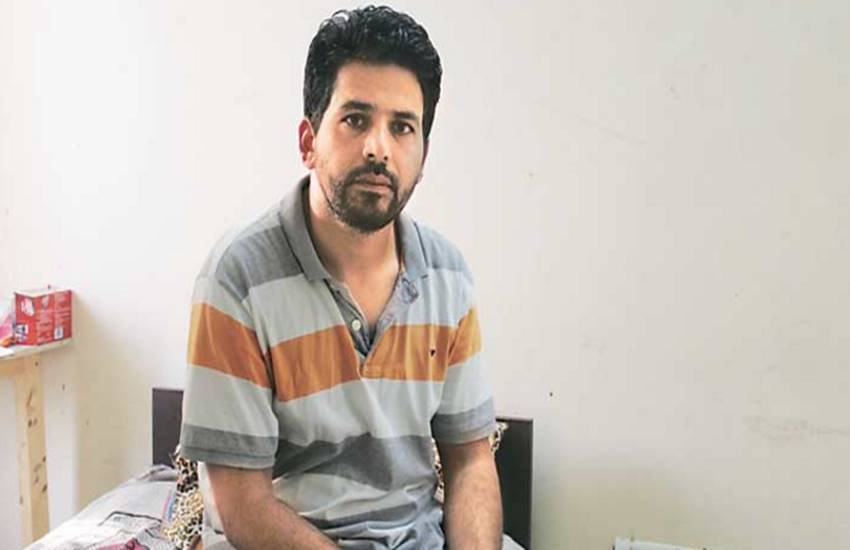 jammu and kashmir, kashmiri youth assaulted, kashmiri assaulted Noida