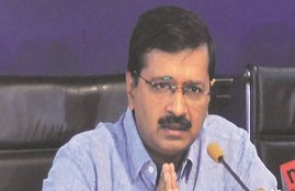 अरविंद केजरीवाल,काला झंडा, अमृतसर, महिला कांग्रेसियों,विरोध, अमृतसर, आम आदमी पार्टी