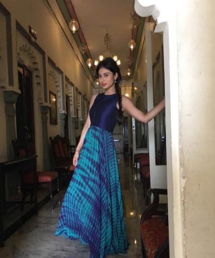 mouni roy latest photoshoot, smart life, smart life magazine, mouni roy on smart life magazine, mouni roy on smart life magazine cover page