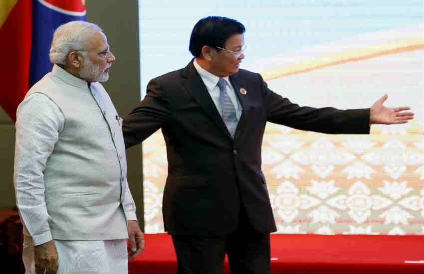 ASEAN India Summit, Asean Summit 2016, narendra Modi meet Thongloun Sisoulith, Modi meet Sisoulith, South china Sea Issue, India laos Relations