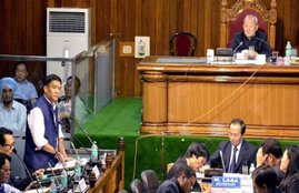 कांग्रेस, हाथ से फिर निकला, अरुणाचल प्रदेश, सीएम, प्रेमा खांडू, समेत 44 विधायकों, पार्टी छोड़ी,
