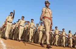 यहां निकली है पुलिस की 5311 भर्तियां, जानिए-क्या है योग्यता और कब तक कर सकते हैं आवेदन
