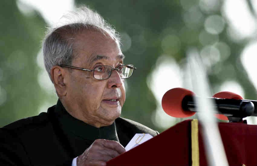 pranab mukherjee, raghuram rajan, bank Reforms, pranab mukherjee Raghuram rajan, pranab mukherjee News, pranab mukherjee Latest news, rbi raghuram rajan, raghuram rajan News
