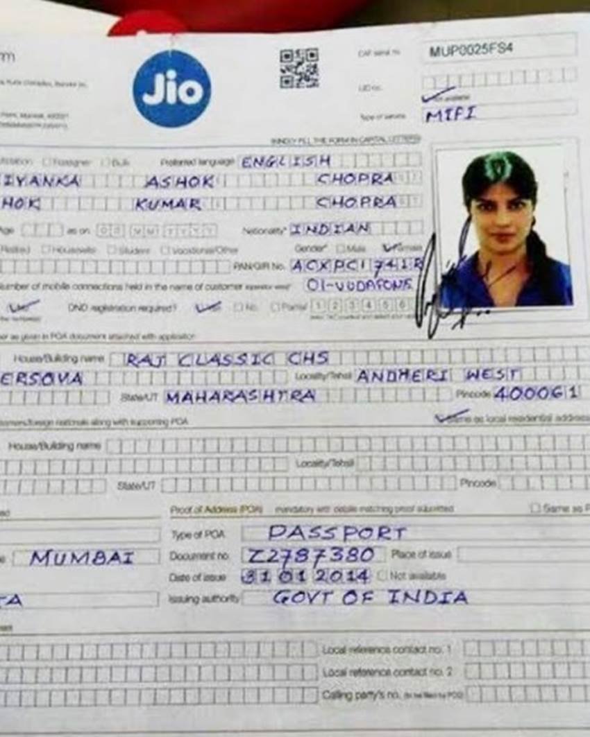 reliance jio, priyanka chopra, jio 4G sim, reliance 4G, priyanka chopra jio 4G, priyanka chopra jio 4G sim, priyanka chopra form viral