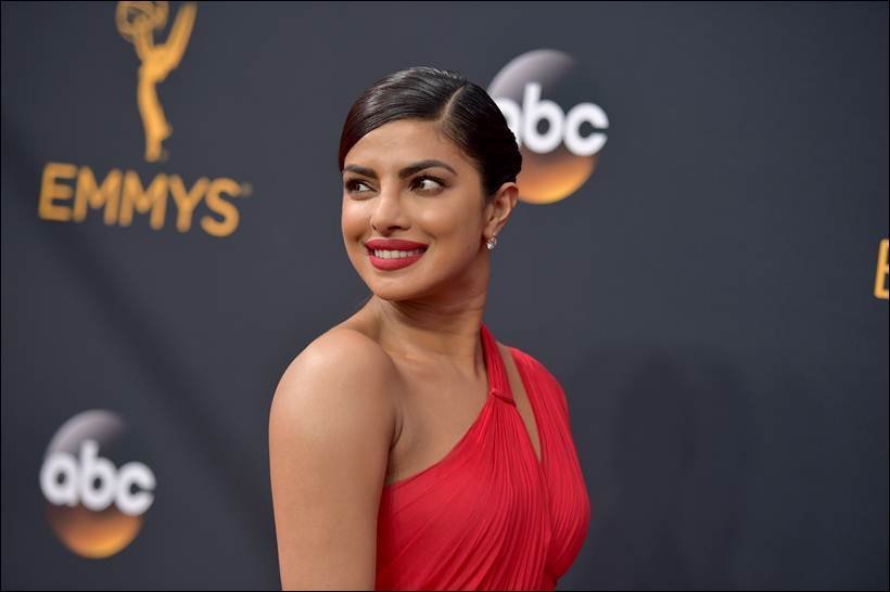 Emmys, 68th Emmy Awards, Emmy 2016, Priyanka Chopra, emmy with Priyanka Chopra, Tom Hiddleston, Tom Hiddleston priyanka, Priyanka Chopra emmy, Priyanka, Priyanka Chopra dress, Priyanka emmy dress, Priyanka Chopra emmy pics, Priyanka Chopra red gown, 68th Emmy Awards news, entertainment photos