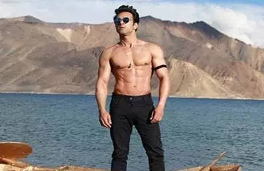 Pulkit Samrat, Pulkit Samrat tweets, Pulkit Samrat twitter, Pulkit Samrat delets twitter, Pulkit Samrat Yami Gautam, Yami Gautam, Yami pulkit, Pulkit Samrat news, Pulkit Samrat rumours, entertainment news