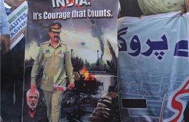 Raheel sharif, Narendra Modi, Narendra Modi's severed head in hand of Raheel sharif, pakistan, brutalities, kashmiri, anti india protest in pakistan