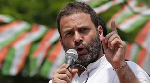 Rahul Gandhi, Congress vice President, Congress scion, Selfie machine, PM Modi, Swachh Bharat’ mission, Kisan Yatra, Amroha, Uttar Pradesh, PM Modi don't know how to hold a broom