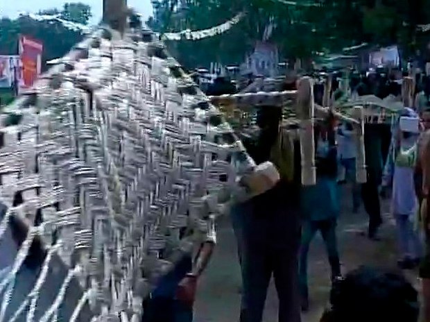 MP में खासी पुरानी है खाटला बैठकें, खाट पर बैठकर होता है सीधा संवाद