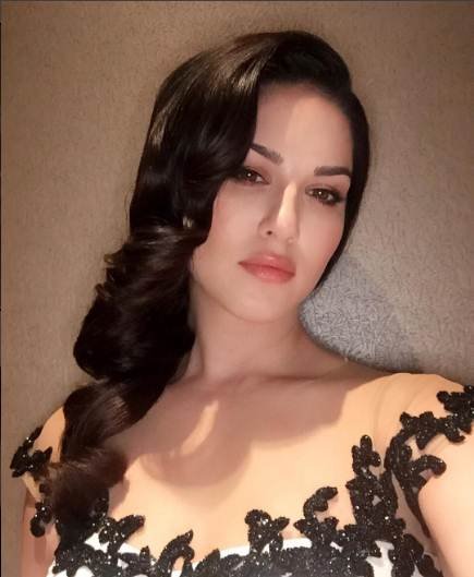 Sunny Leone, New York Fashion Week, Bollywood, Archana Kochhar, Mastizaade star, Reshma Qureshi