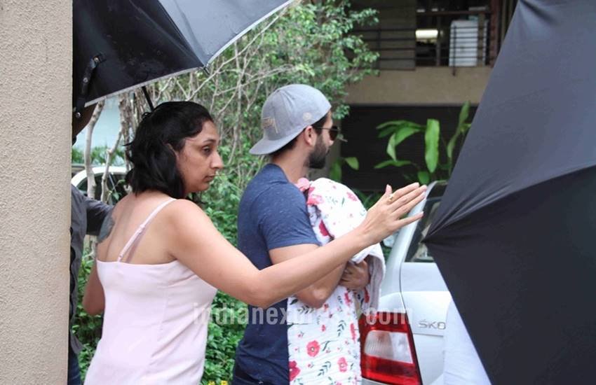 shahid kapoor, shahid kapoor birthday, shahid bday, 25 feb birthday, mira rajput, bday celebration, today bday, pankaj kapoor, jab we met, vivah, wah life ho to aisi, shahid bday pics, shahid bday images, shahid kapoor birthday pics, shahid bday news, shahid bday hindi news, misha pics, misha images, jansatta, jansatta news, jansatta hindi news,hindi news