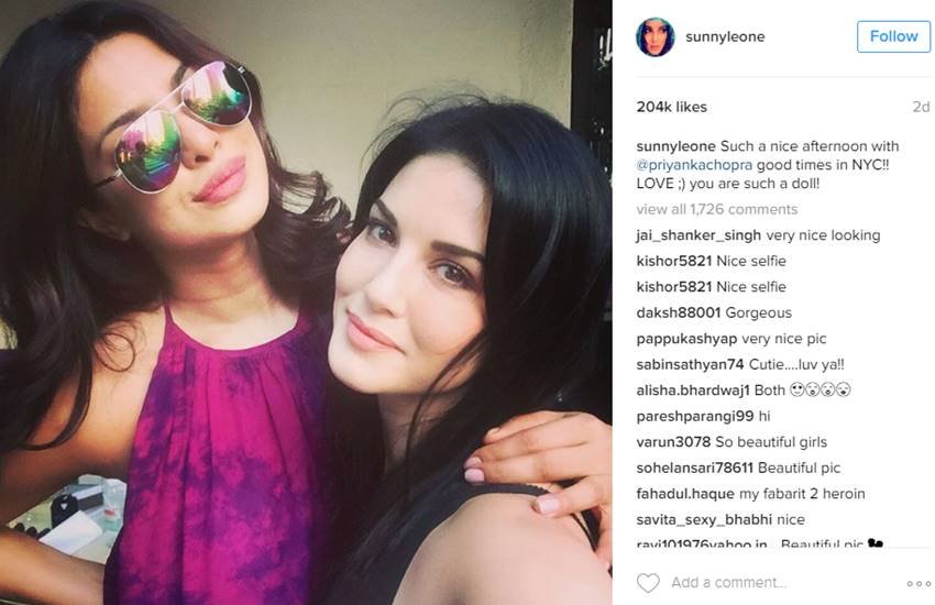जब सनी लियोनी से मिलीं प्रियंका चोपड़ा, इंस्टाग्राम पर छाई है दोनों की सेल्फी