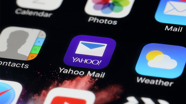 खतरे में Yahoo यूजर्स की सिक्युरिटी, 50 करोड़ एकाउंट हुए हैक, Email, फोन नं. सहित कई जानकारियां चोरी