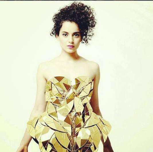 entertainment, latest news, chetan bhagat, hrithik controversy, hrithik kangna row, hrithik roshan, kangna ranaut, one indian girl, rakesh roshan, rakesh roshan statement on kangna