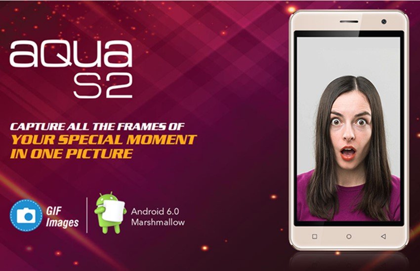 फोन में 5 इंच कि डिस्प्ले दी गई है, जिसका रिजोल्यूशन 480X854 पिक्सल है 