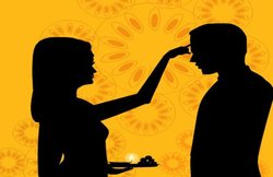 भाई दूज के पर्व पर अपने भाईयों को कुछ खास अंदाज में भेजें शुभकामना संदेश