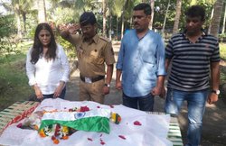 26/11 हमले के हीरो सीजर की मौत, तिरंगे में लपेटा गया शव तो रो पड़ी मुंबई