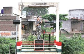 chandu chavhan, sepoy chandu babulal chavhan, Indian soldier, pakistan returns indian soldier, pakistan army, pak army indian soldier, indian soldier pakistan, chandu chavhan village, chandu chavhan brother, india news