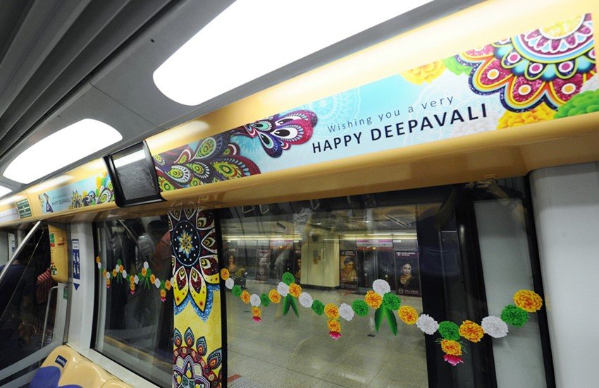 Deepavali, Deepavali themed train, Singapore, Deepavali themed train Singapore, Festival of Lights, Deepavali preparation, MRT, Festival of Lights, Singapore metro, Khaw Boon Wan