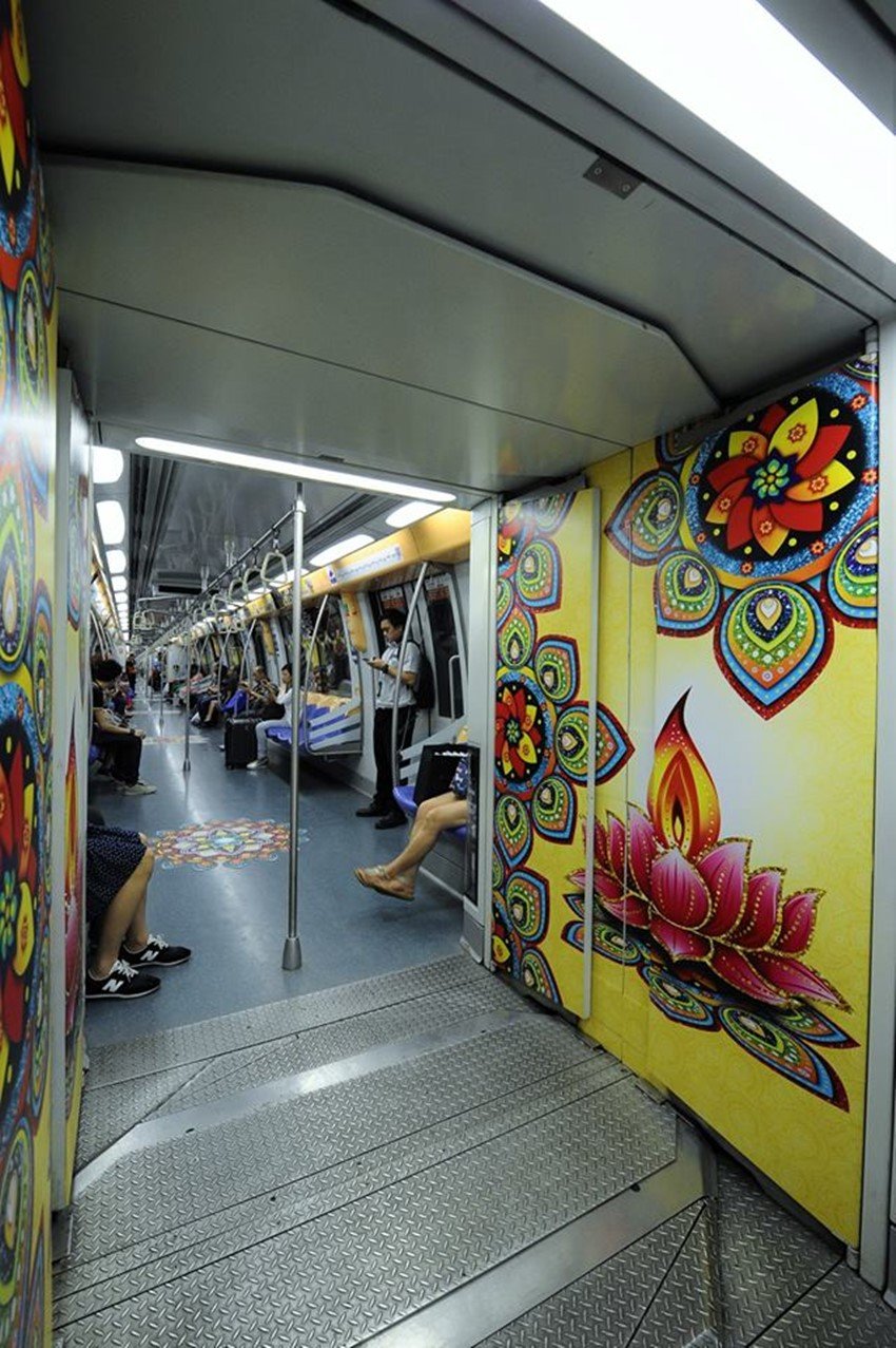 Deepavali, Deepavali themed train, Singapore, Deepavali themed train Singapore, Festival of Lights, Deepavali preparation, MRT, Festival of Lights, Singapore metro, Khaw Boon Wan