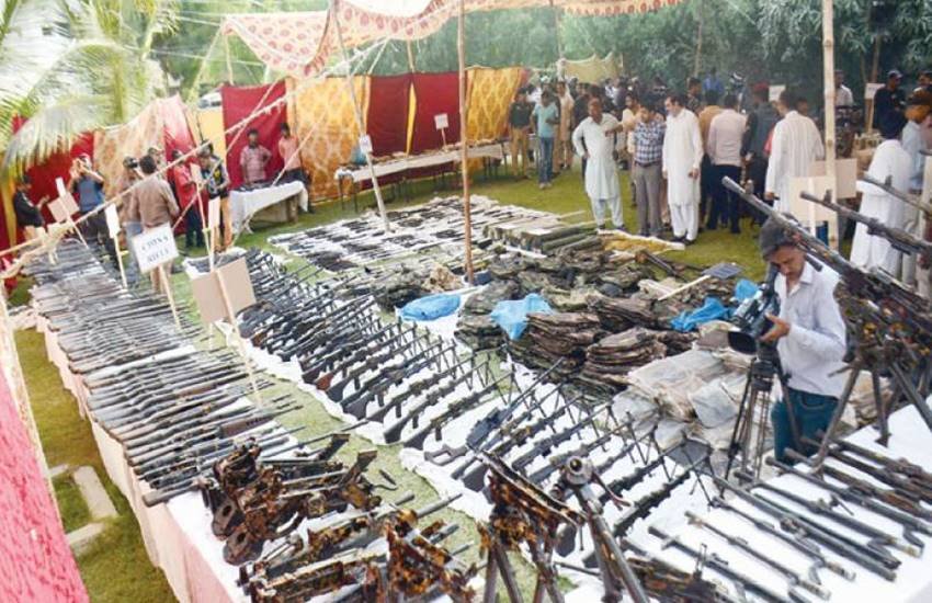 Karachi, headquarters of Muttahida Qaumi Movement, Azizabad area, Karachi DIG office, Karachi AIG Maher, Arms and Ammunition seized in Karachi, Pakistan's Karachi, Nine-Zero Karachi