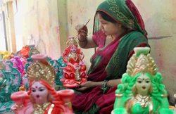 भारतीय मूर्तिकारों ने निकाला ‘ड्रैगन’ का दम, मूर्तियों के बाज़ार से चीन ‘गायब’