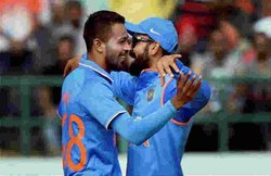 IND vs NZ: धोनी ने शानदार प्रदर्शन के लिए गेंदबाजो़ं को सराहा, विलियमसन ने भी की तारीफ़