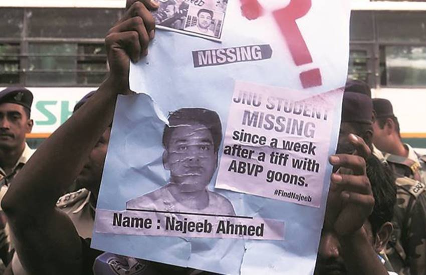 JNU के लापता छात्र नजीब का नहीं कोई सुराग, पुलिस ने 50 हजार से बढ़ाकर 1 लाख की इनाम की राशि
