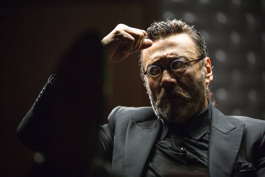 Sarkar 3, Sarkar 3 first look, Sarkar 3 movie, amitabh bachchan, yami gautam, yami gautam intense look, yami gautam hot look, jackie shroff, manoj bajpai, Sarkar 3 trailer, Sarkar 3 release date, Sarkar 3 cast, amitabh bachchan Sarkar 3, Yami Gautam sarkar 3, sarkar 3 Big b, Sarkar 3 movie traielr, bollywoo, entertainment news