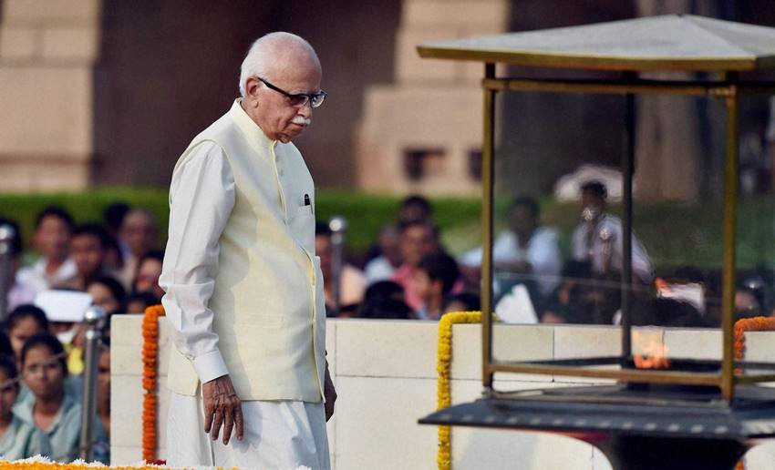 President Pranab Mukerjee, Prime Minister Narendra Modi, Manmohan Singh, Arvind Kejriwal, Lalkrishna Advani, Mahatma Gandhi, Rajghat, Mohandas karamchand Gandhi, Gandhi Jayanti, Gnadhi Photos, India news, Jansatta