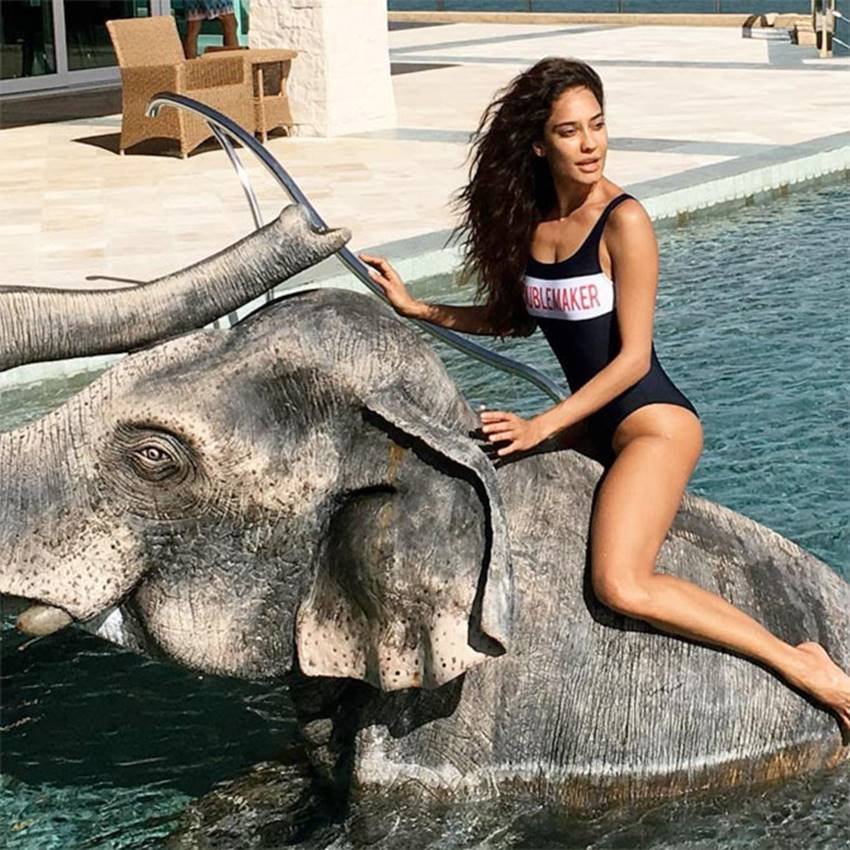 lisa ray, Dino Lalwani, lisa ray boyfriend, lisa ray and Dino Lalwani, lisa ray holidays, lisa ray holiday pics, lisa ray photos, lisa ray italy holidays, lisa ray Lebanon, lisa ray pool photos, lisa ray movies, lisa ray hot photos, lisa ray photos