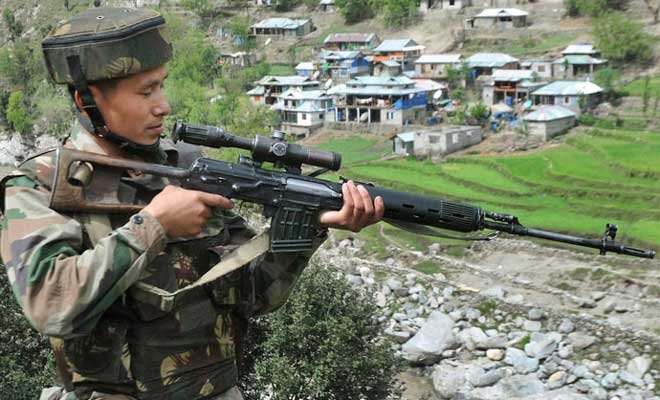 पाक आर्मी की ताबड़तोड़ फायरिंग के बाद जम्मू के इस क्षेत्र में रहने वाले हटाए 1300 लोग
