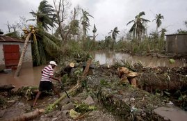 President Obama, Emergency Declaration 4 Florida, Pray4Florida Please Stay safe #Florida #HurricaneMatthew