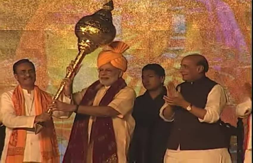 Narendra Modi, Dussehra, narendra modi live, modi speech, Modi in Lucknow, Dussehra Celebration, Surgical Strike, Narendra Modi Dussehra, Modi Ravana, India News, Jansatta