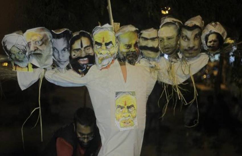 JNU, JNU Administration, PM Modi, Effigy Burning in JNU, NSUI Burns Effigy of PM Modi in JNU, Sabarmati Dhaba JNU, Probe in PM Effigy Burning at JNU, Jagdesh Kumar, JNU Vice Chancellor