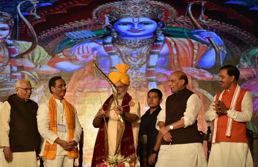Narendra Modi, Vijayadashmi, Modi Dussehra, Modi in Lucknow, Modi Live, Narendra Modi Live, PM Modi Live, India News, Jansatta