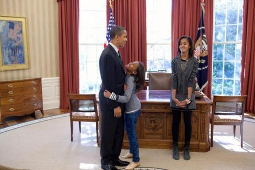 barack obama, us president, america president, Barack Obama tenure, Barack Obama photos, Barack Obama life, barack obama cool photos, barack obama daughters, barack obama news, america news, jansatta