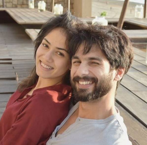 मीरा राजपूत और शाहिद हाल ही में मम्मी पापा बने हैं।