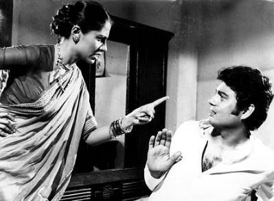 स्मिता की फिल्म मिर्च मसाला उनके निधन के बाद रिलीज हुई थी। इस फिल्म में उनके किरदार सोन बाई की खूब तारीफ हुई थी।