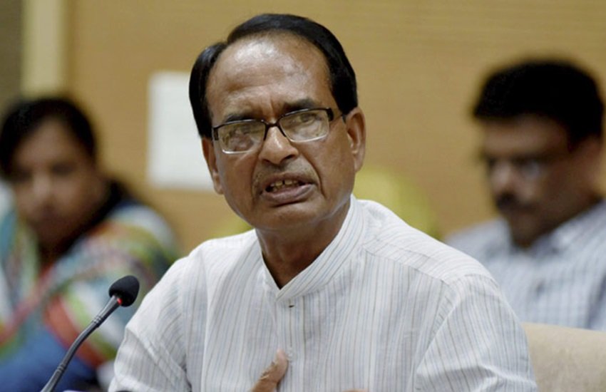 10 Rupees Per KG of Pulses, Scheduled Tribes, Pulses to Each Person, Shivraj Singh Chouhan, Shivraj Singh Chouhan Announces, Shivraj Singh Chouhan Scheme, MP Government, Pulses to Scheduled Tribes, State News